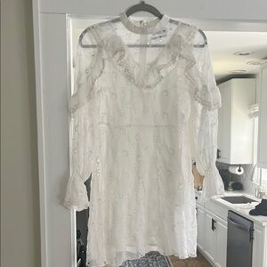 Chic Long Sleeve Dress with Lace Details